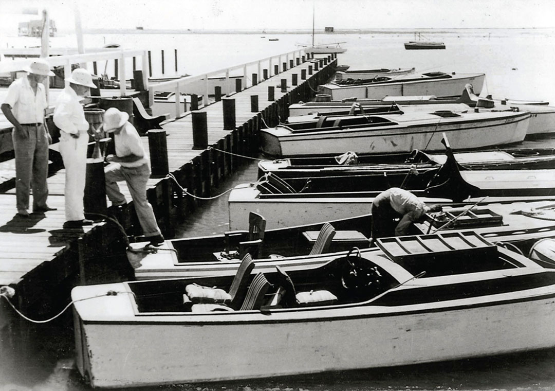 Early Tarpon boats docked