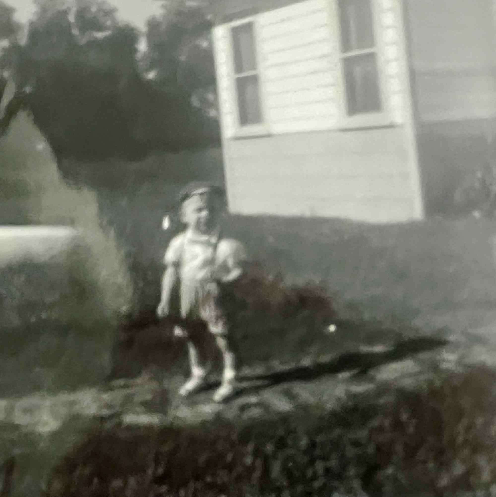 Old black and white photo of Nona Farley Hendricks as a child